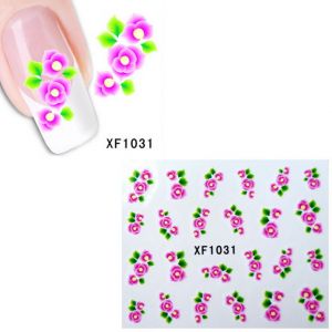 Переводные наклейки на ногти с цветочками.